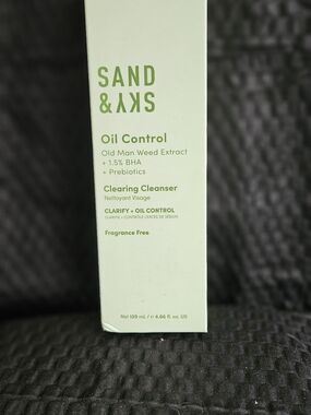 Sand & Sky Oil Control Clearing Cleanser